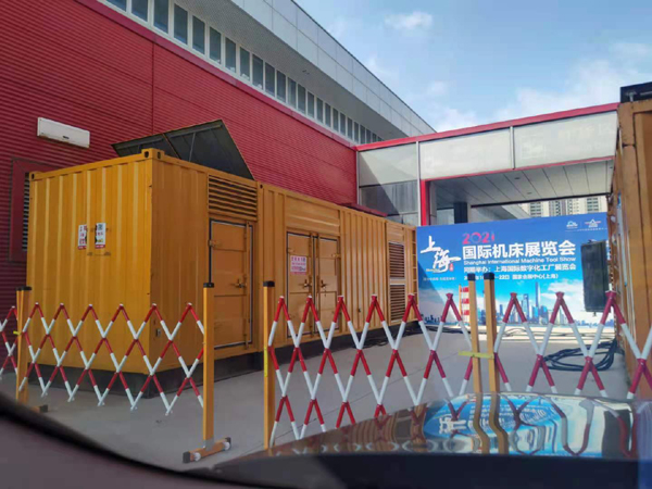 梁山发电车出租-发电机无电压或电压太低怎么办?