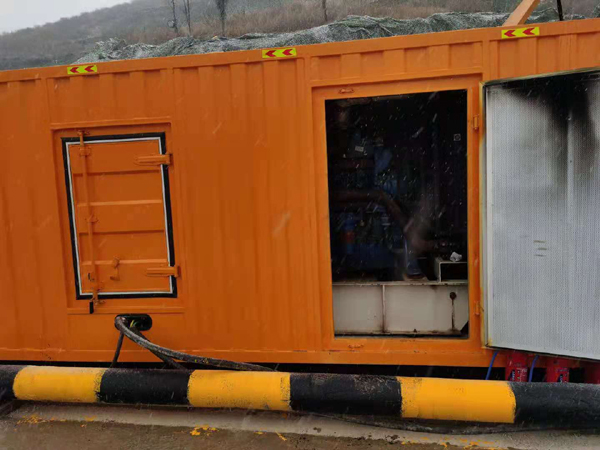 梁山出租发电机-船用柴油发电机的工作原理是怎么样的？