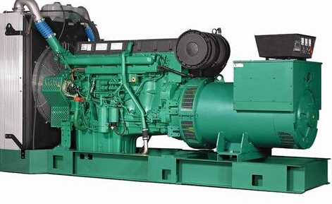 梁山发电机除垢后需要用清水冲洗水冷式机油散热器几次？
